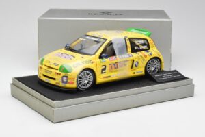 Renault Clio Sport #2 E. Rangoni Renault Clio Trophy Winner 2000 Universal Hobbies 1:18 7711218616 Druckguss — Bild 6 von 6