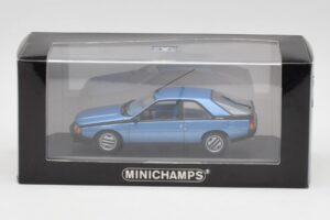 Renault Fuego Blau Metallic Minichamps 1:43 400113520 Druckguss — Bild 4 von 4