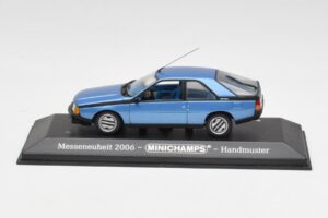 Renault Fuego Blau Metallic Minichamps 1:43 400113520 Druckguss