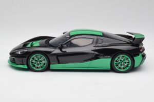 Rimac Nevera Record Monochrome Schwarz GT Spirit 1:18 GT916 Resin — Bild 3 von 6