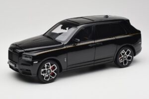 Rolls-Royce Cullinan Schwarz Mit Gold Coachline & Shadow Wheels OEM 1:18 028-15A Druckguss