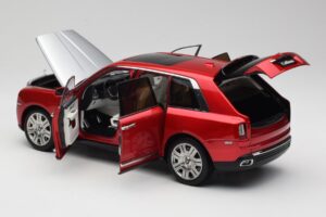 Rolls-Royce Cullinan Rot Mit Shadow Wheels OEM 1:18 028-18A Druckguss — Bild 5 von 8