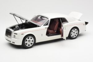 Rolls-Royce Phantom Coupe English Weiß Silber Kyosho 1:18 08861EW Druckguss — Bild 2 von 8