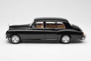 Rolls-Royce Phantom VI EWB Schwarz Kyosho 1:18 08905BK Druckguss — Bild 4 von 8
