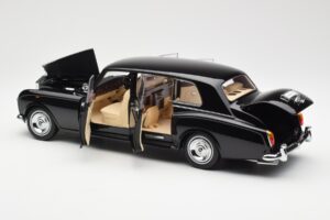 Rolls-Royce Phantom VI EWB Schwarz Kyosho 1:18 08905BK Druckguss — Bild 5 von 8