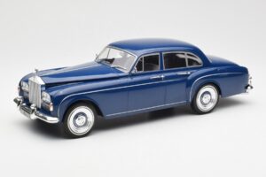 Rolls-Royce Silver Cloud III Flying Spur Mulliner RHD Dunkelblau MCG 1:18 MCG18124 Druckguss