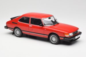 Saab 900 GL Rot MCG 1:18 MCG18340 Druckguss — Bild 2 von 6