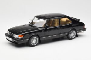 Saab 900 Turbo Schwarz MCG 1:18 MCG18338 Druckguss