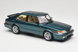 Saab 900 Turbo T16 Airflow Eucalyptus Green DNA 1:18 DNA000095 Druckguss — Bild 4 von 6
