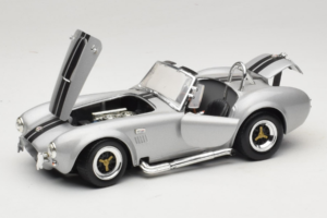 Shelby Cobra 427S/C Silber Mit Schwarzen Streifen Road Signature 1:18 92058 Druckguss — Bild 2 von 8
