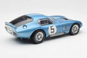 Shelby Cobra Daytona Coupe #5 D. Gurney / B. Bondurant 24 Hours of Le Mans 1964 Exoto 1:18 135190555498 Druckguss — Bild 3 von 8