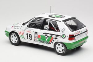 Skoda Felicia Kit Car #19 P. Sibera / P. Gross Tour de Corse 1995 IXO 1:18 18RMC149B Druckguss — Bild 5 von 6