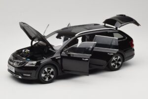 Skoda Octavia Mk4 Combi Braun Paudi Model 1:18 ZMR000005BRA Druckguss — Bild 2 von 8