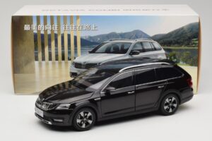 Skoda Octavia Mk4 Combi Braun Paudi Model 1:18 ZMR000005BRA Druckguss — Bild 8 von 8