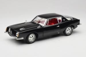 Studebaker Avanti Schwarz Signature Models 1:18 STUDEBAKER001 Druckguss