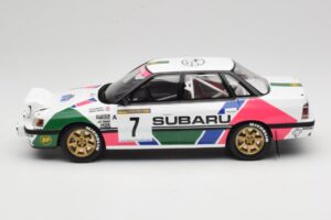 Subaru Legacy RS BC5 Group A #7 C. McRae / D. Ringer Rally Sweden 1992 Otto 1:18 OT1158 Resin — Bild 3 von 6