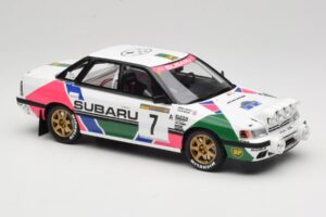 Subaru Legacy RS BC5 Group A #7 C. McRae / D. Ringer Rally Sweden 1992 Otto 1:18 OT1158 Resin — Bild 4 von 6