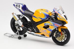 Suzuki GSX-R 1000 Team Alstare Corona Extra T. Corser WSB 2005 Minichamps 1:12 122052211 Druckguss — Bild 4 von 6
