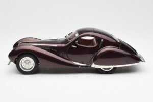 Talbot-Lago T150 C-SS Figoni & Falaschi Teardrop Dunkel Bordeaux Metallic CMC 1:18 M-179 Druckguss — Bild 3 von 6