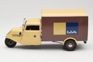 Tempo Hanseat 100 Jahre KaDeWe Minichamps 1:18 686354688 Druckguss — Bild 4 von 8