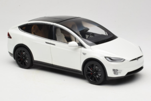Tesla Model X Weiß OEM 1:18 TESLA001 Druckguss — Bild 6 von 8