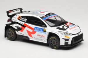 Toyota GR Yaris Rally2 #37 Y. Yamamoto Rally Finland 2024 IXO 1:18 18RMC212A Druckguss — Bild 4 von 6