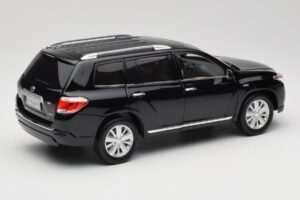 Toyota Highlander XU40 Schwarz Paudi Model 1:18 2043612-B1 Druckguss — Bild 3 von 8