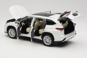 Toyota Highlander XU70 Weiß OEM 1:18 26071-2011 Druckguss — Bild 5 von 8