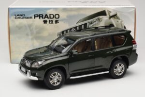 Toyota Land Cruiser Prado J150 Grün Paudi Model 1:18 623132-GR Druckguss — Bild 8 von 8