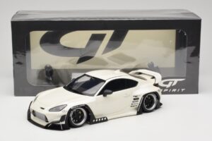 Toyota Pandem GR86 ZN8 Crystal White GT Spirit 1:18 GT498 Resin — Bild 6 von 6
