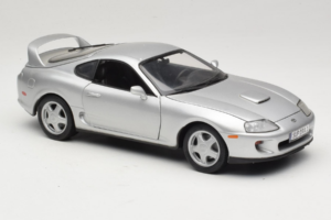 Toyota Supra A80 Silber Kyosho 1:18 8847 Druckguss — Bild 6 von 8