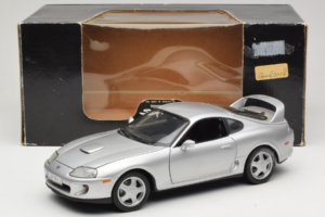 Toyota Supra A80 Silber Kyosho 1:18 8847 Druckguss — Bild 8 von 8