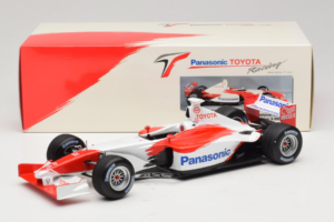 Toyota TF102 Panasonic F1 Showcar 2002 Minichamps 1:18 100020174 Druckguss — Bild 6 von 6