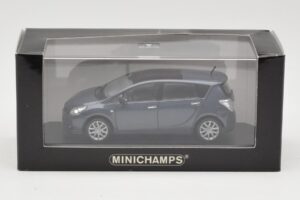 Toyota Verso Grey Metallic Minichamps 1:43 TOYOTA011 Druckguss — Bild 4 von 4