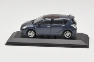 Toyota Verso Grey Metallic Minichamps 1:43 TOYOTA011 Druckguss
