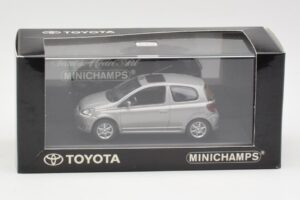 Toyota Yaris XP10 TS Grau Minichamps 1:43 TOYOTA007 Druckguss — Bild 2 von 3