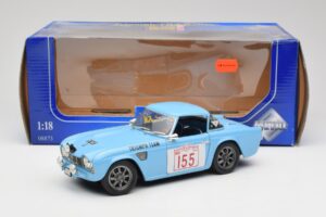 Triumph TR4 Rally Car Revell 1:18 8773 Druckguss — Bild 8 von 8