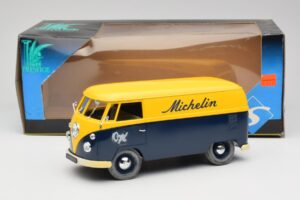 Volkswagen T1 Combi Michelin Schwarz & Gelb Solido 1:18 9406 Druckguss — Bild 8 von 8