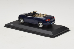 Volkswagen Eos Cabriolet Blau Minichamps 1:43 1F0099300D5Q Druckguss — Bild 3 von 5