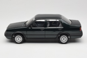 Volkswagen Jetta Mk3 CL Schwarz Icartime 1:18 JETTA001 Druckguss — Bild 4 von 8