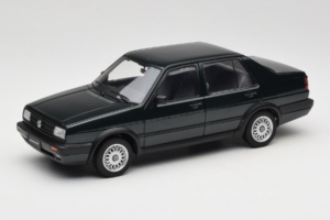 Volkswagen Jetta Mk3 CL Schwarz Icartime 1:18 JETTA001 Druckguss