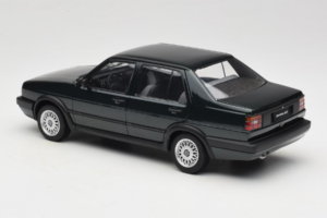 Volkswagen Jetta Mk3 CL Schwarz Icartime 1:18 JETTA001 Druckguss — Bild 7 von 8