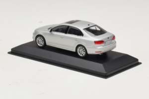 Volkswagen Jetta Mk6 Silber Minichamps 1:43 JETTA002 Druckguss — Bild 3 von 4