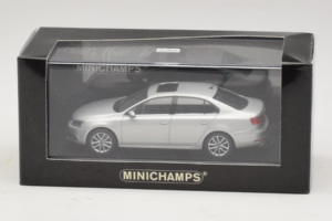 Volkswagen Jetta Mk6 Silber Minichamps 1:43 JETTA002 Druckguss — Bild 4 von 4