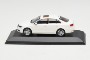 Volkswagen Jetta Mk6 Weiß Minichamps 1:43 JETTA003 Druckguss