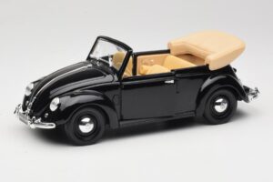 Volkswagen Käfer Cabriolet Schwarz Maisto 1:18 37800-M6 Druckguss