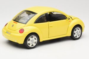 Volkswagen New Beetle Gelb Bburago 1:18 BEETLE001 Druckguss — Bild 3 von 8