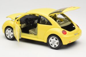 Volkswagen New Beetle Gelb Bburago 1:18 BEETLE001 Druckguss — Bild 5 von 8