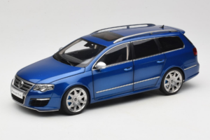 Volkswagen Passat B6 R36 Variant Blau NZG 1:18 KF044 Druckguss — Bild 3 von 9