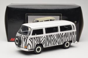 Volkswagen T2a Bus Safari Schuco 1:18 191 Druckguss — Bild 8 von 8